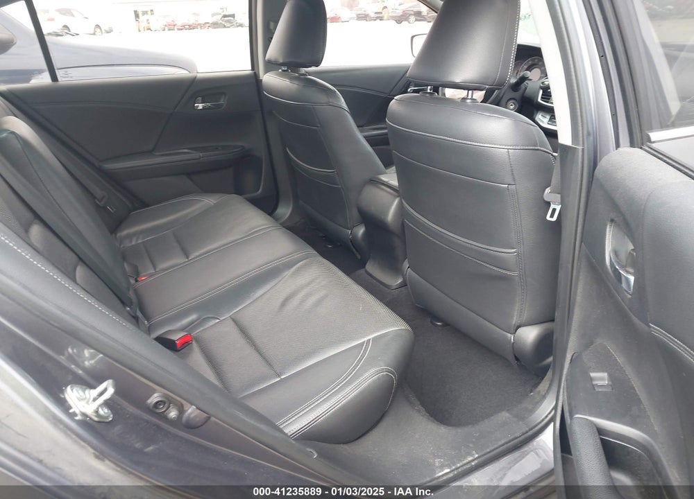 2015 HONDA ACCORD SPORT VIN: 1HGCR2F59FA121275