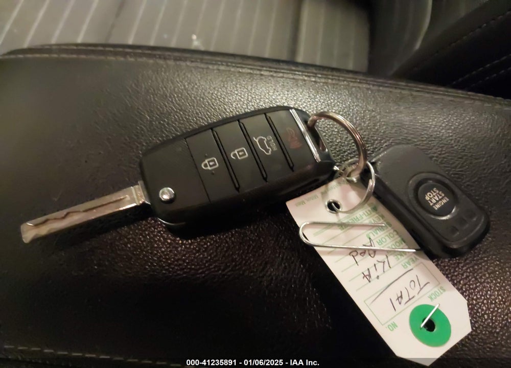 2017 KIA SPORTAGE LX VIN: KNDPMCAC9H7293395