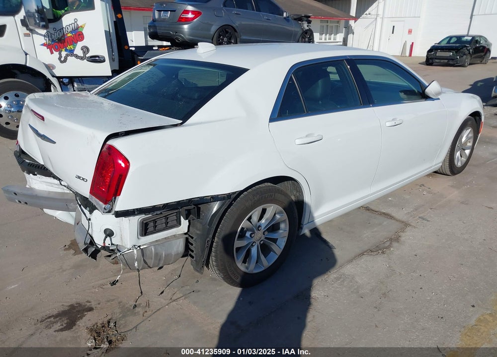 2023 CHRYSLER 300 TOURING VIN: 2C3CCAAG4PH524459