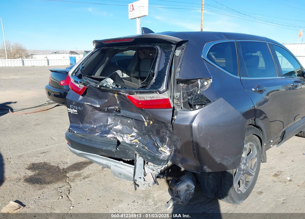 2017 HONDA CR-V VIN: 7FARW1H56HE010805