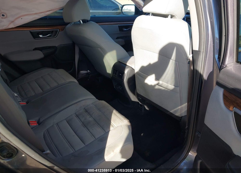2017 HONDA CR-V VIN: 7FARW1H56HE010805