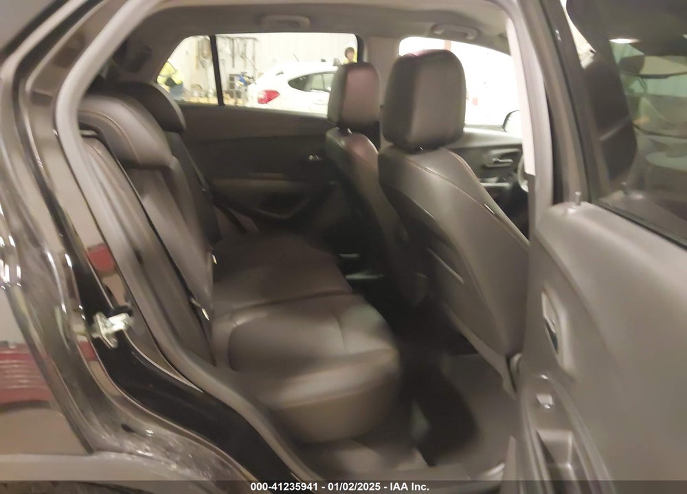 2022 CHEVROLET TRAX AWD LT VIN: KL7CJPSMXNB562192