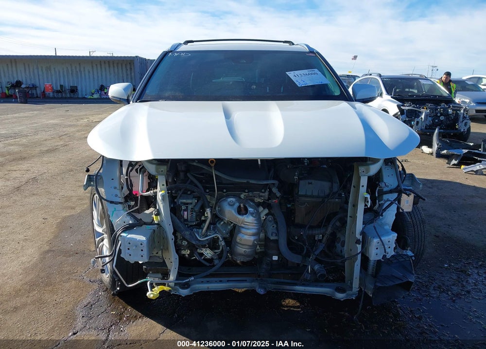 2022 TOYOTA HIGHLANDER VIN: 5TDFZRBH2NS216055