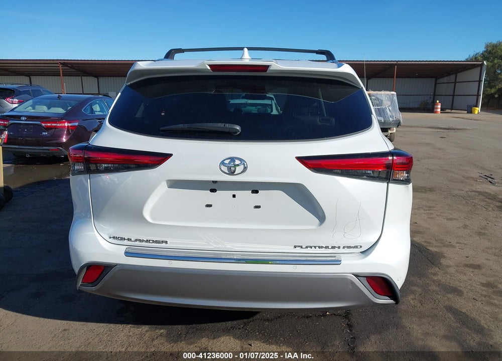 2022 TOYOTA HIGHLANDER VIN: 5TDFZRBH2NS216055
