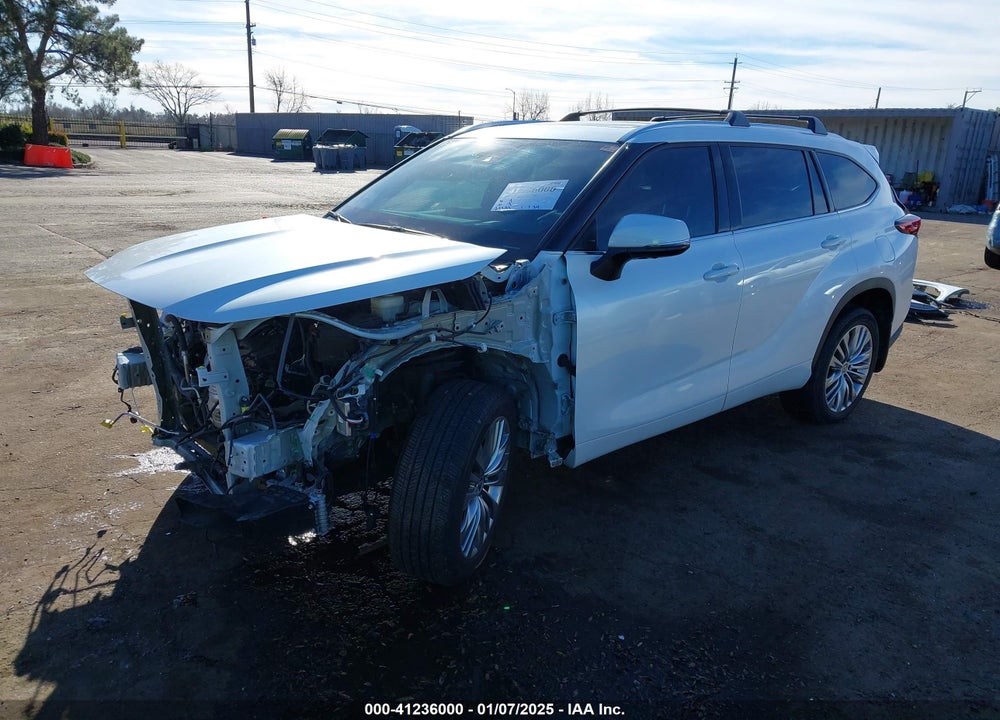 2022 TOYOTA HIGHLANDER VIN: 5TDFZRBH2NS216055