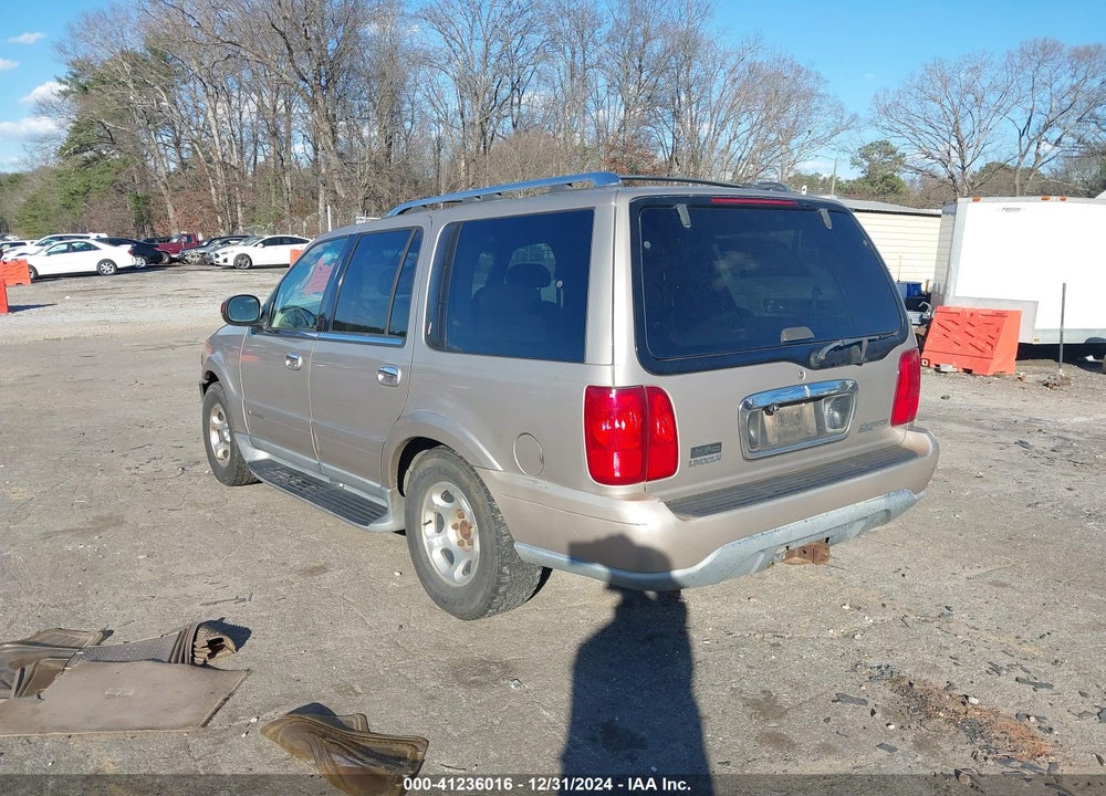 2000 LINCOLN NAVIGATOR VIN: 5LMEU27AXYLJ40001