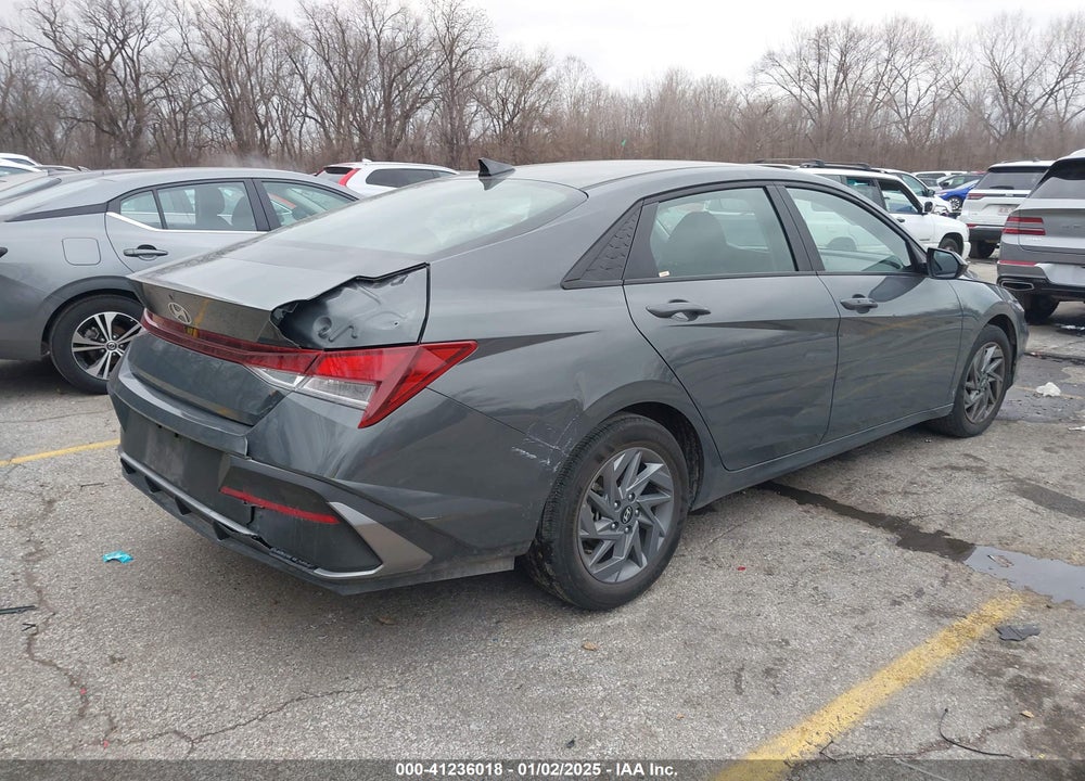 2024 HYUNDAI ELANTRA SEL VIN: KMHLM4DGXRU647930