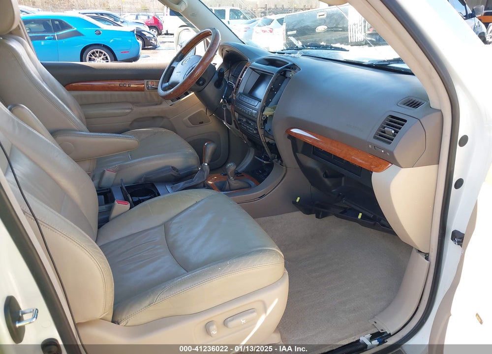 2004 LEXUS GX 470 VIN: JTJBT20X540029683