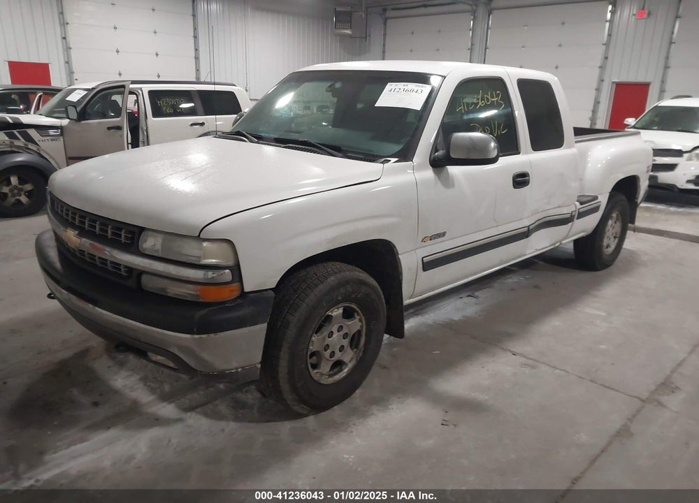 2002 CHEVROLET SILVERADO 1500 LS VIN: 1GCEK19T42Z272682