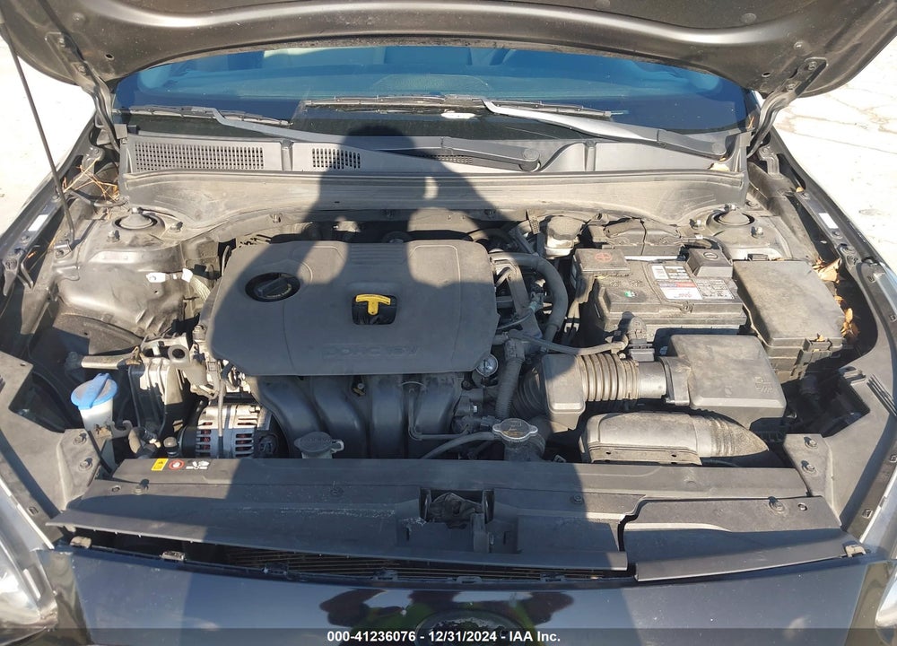 2019 KIA FORTE LXS VIN: 3KPF24AD7KE014842