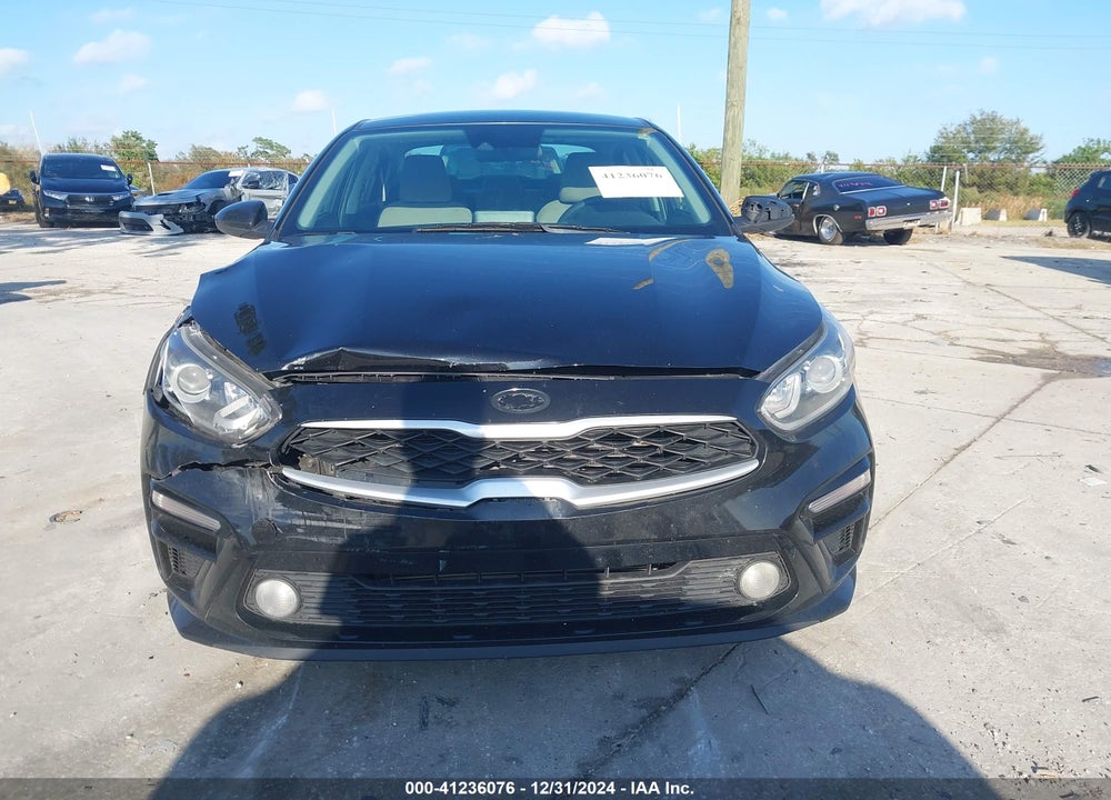 2019 KIA FORTE LXS VIN: 3KPF24AD7KE014842