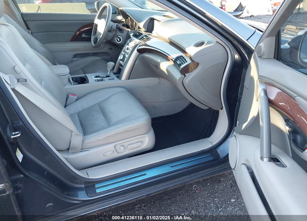 2006 ACURA RL 3.5 VIN: JH4KB16516C006407