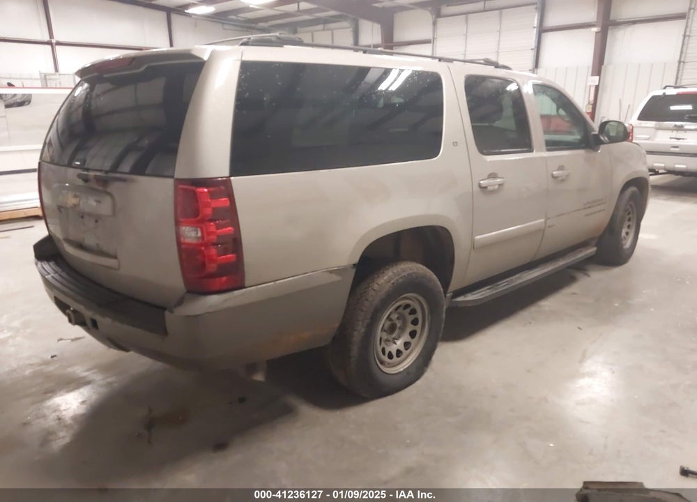 2007 CHEVROLET SUBURBAN 1500 LT VIN: 3GNFC16067G139545