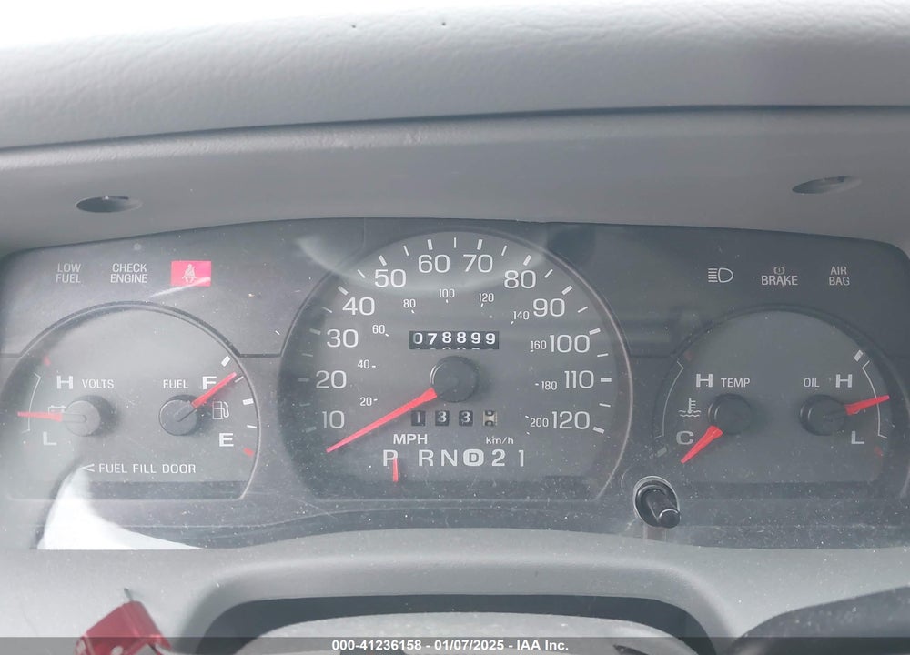 2003 MERCURY GRAND MARQUIS GS VIN: 2MEFM74W13X694949