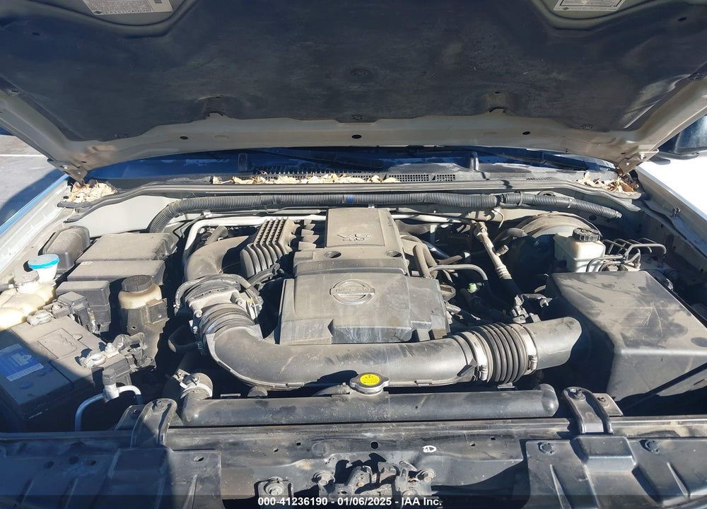 2005 NISSAN PATHFINDER XE VIN: 5N1AR18W25C778245