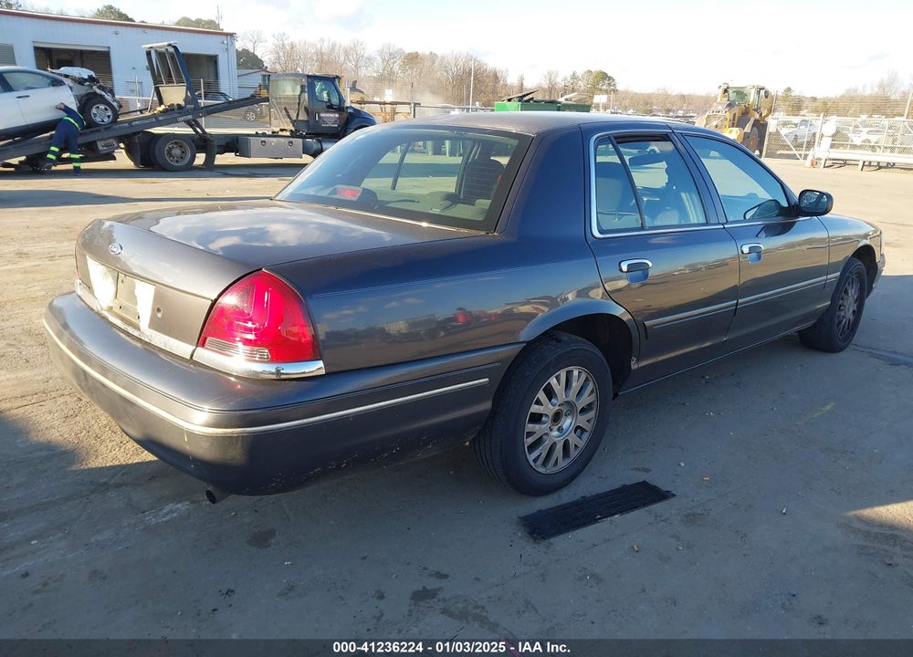 2004 FORD CROWN VICTORIA LX VIN: 2FAFP74W84X174084