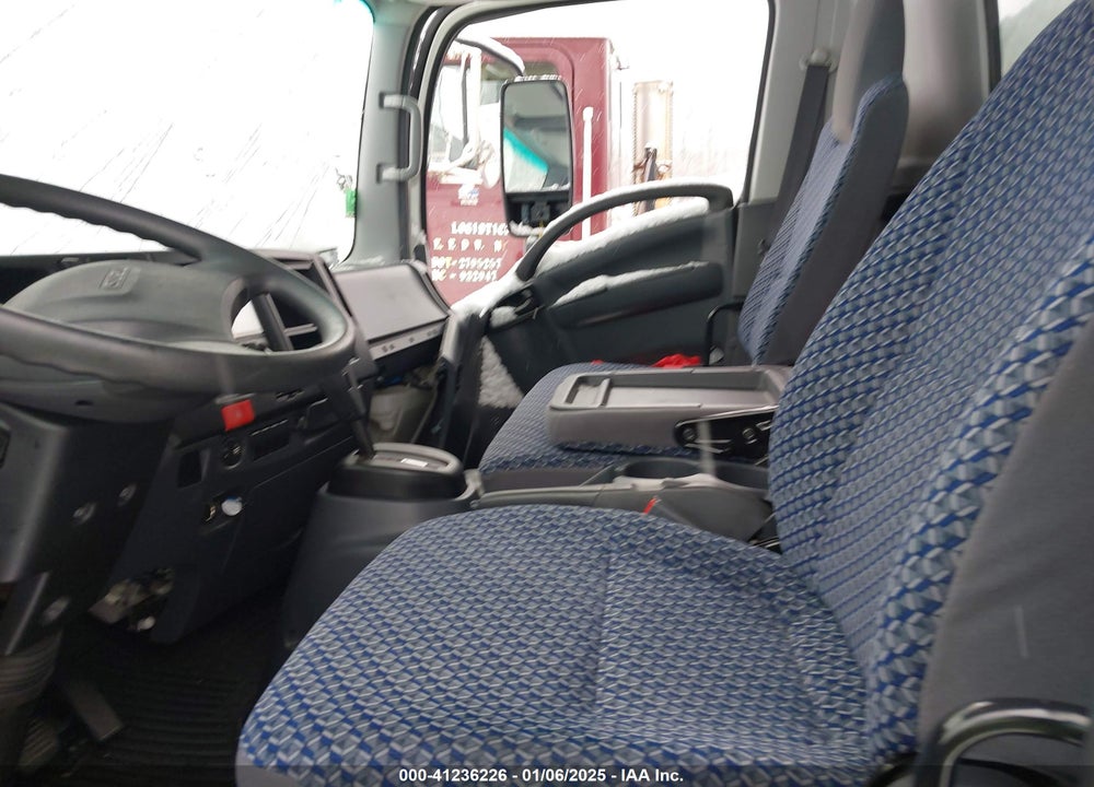 2024 ISUZU NPR HD VIN: 54DC4W1D3RS207730
