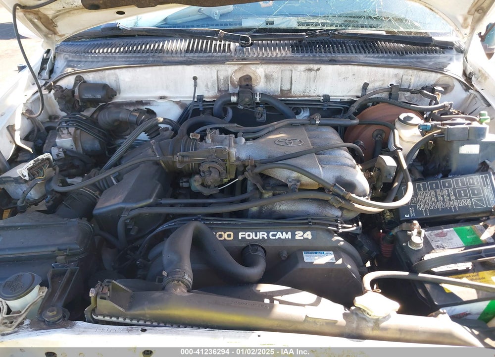 1999 TOYOTA 4RUNNER SR5 V6 VIN: JT3GN86R9X0114680