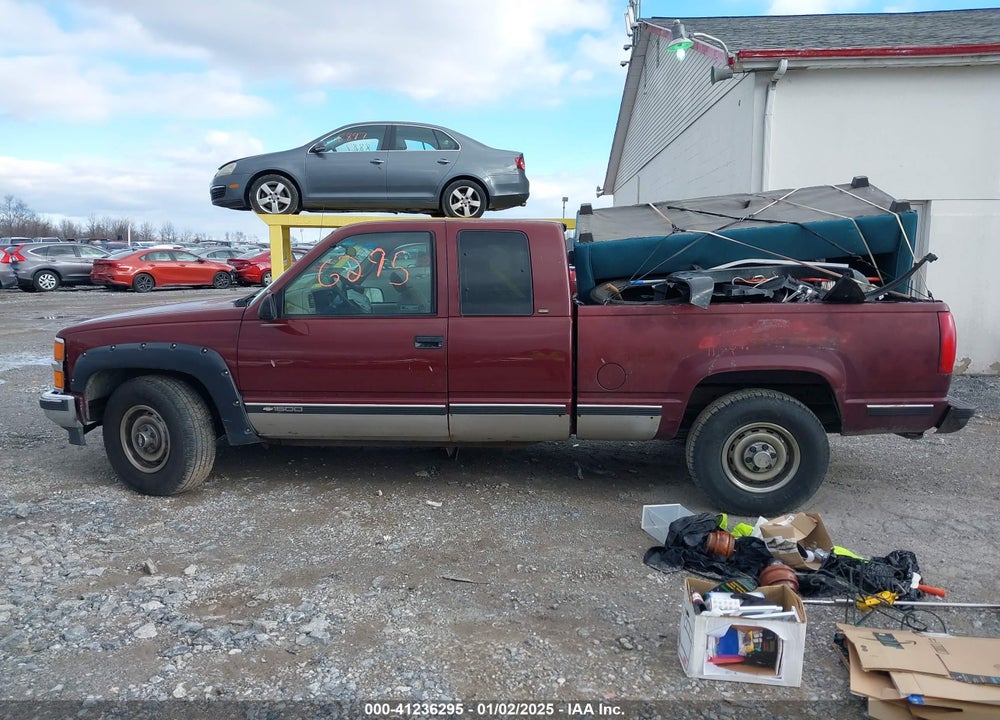1998 CHEVROLET K1500 FLEETSIDE VIN: 1GCEK19R4WE161812