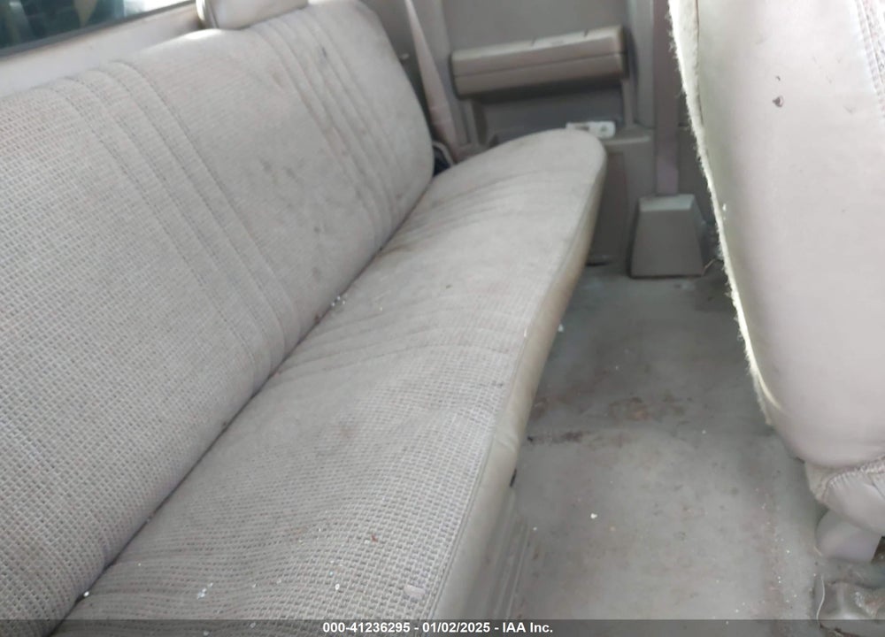 1998 CHEVROLET K1500 FLEETSIDE VIN: 1GCEK19R4WE161812
