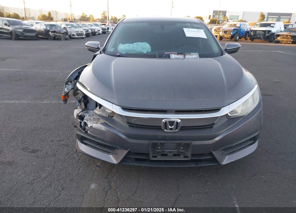 2017 HONDA CIVIC LX VIN: 2HGFC2F55HH518016