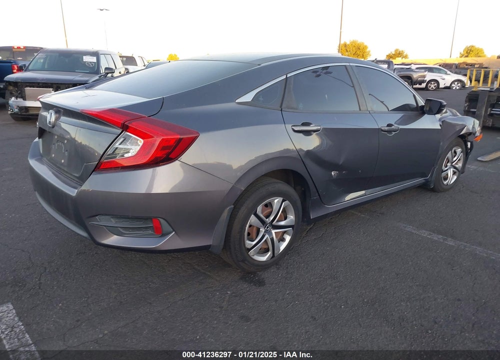 2017 HONDA CIVIC LX VIN: 2HGFC2F55HH518016