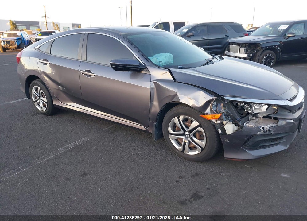 2017 HONDA CIVIC LX VIN: 2HGFC2F55HH518016