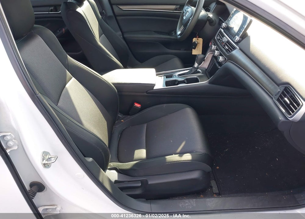 2019 HONDA ACCORD VIN: 1HGCV1F17KA089651
