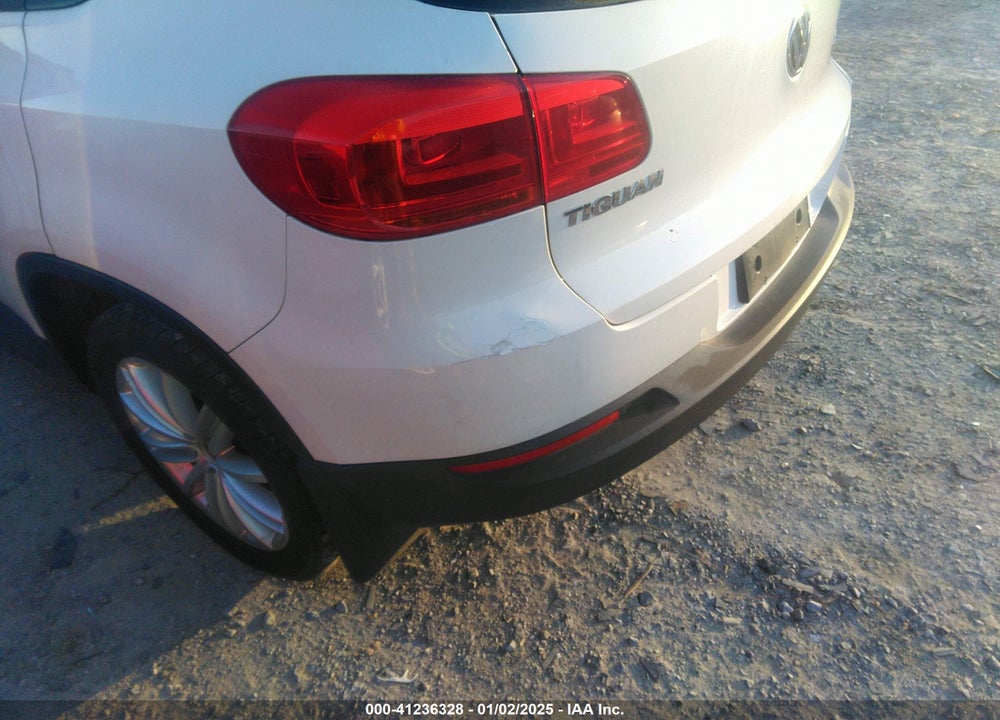 2013 VOLKSWAGEN TIGUAN S VIN: WVGBV7AX4DW508369