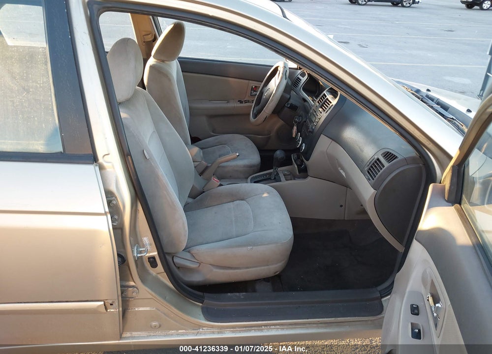 2009 KIA SPECTRA EX VIN: KNAFE221X95646012