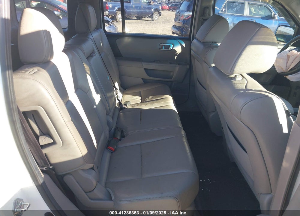 2012 HONDA PILOT EX-L VIN: 5FNYF4H60CB053353