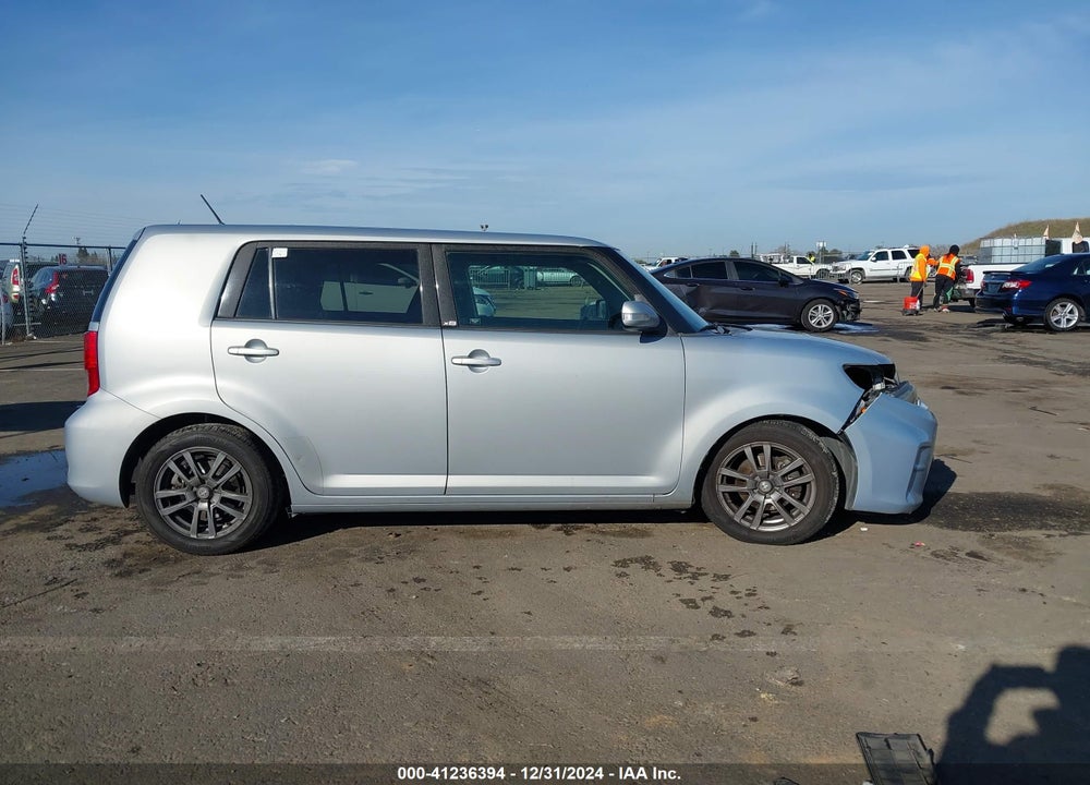 2013 SCION XB VIN: JTLZE4FE6DJ040557