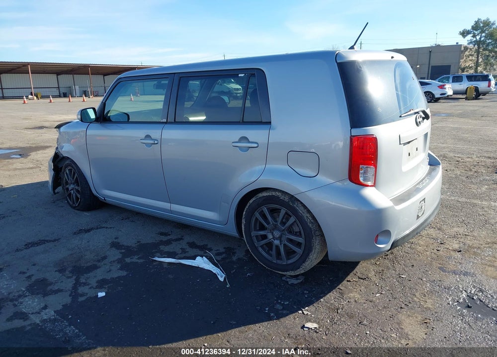 2013 SCION XB VIN: JTLZE4FE6DJ040557