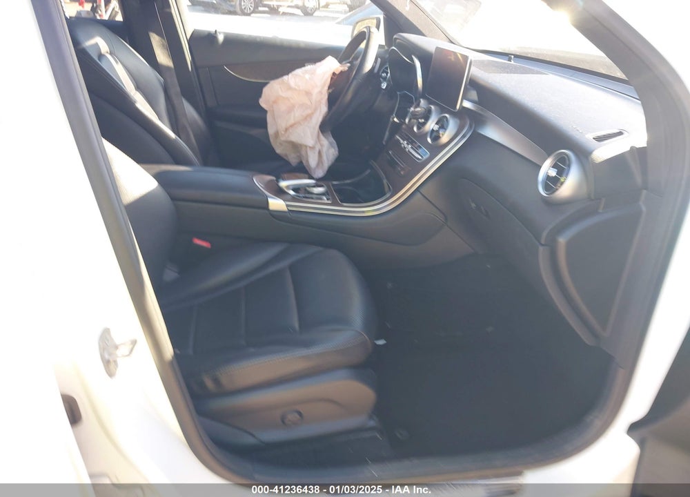 2018 MERCEDES-BENZ GLC 300 4MATIC VIN: WDC0G4KB3JV092835