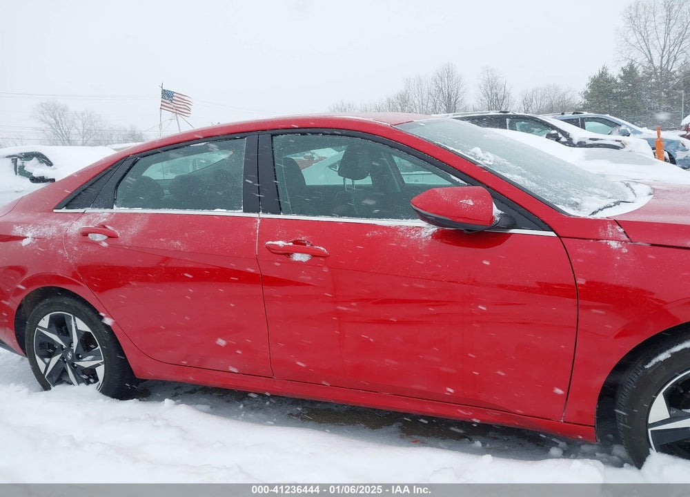 2023 HYUNDAI ELANTRA VIN: 5NPLP4AG9PH115561