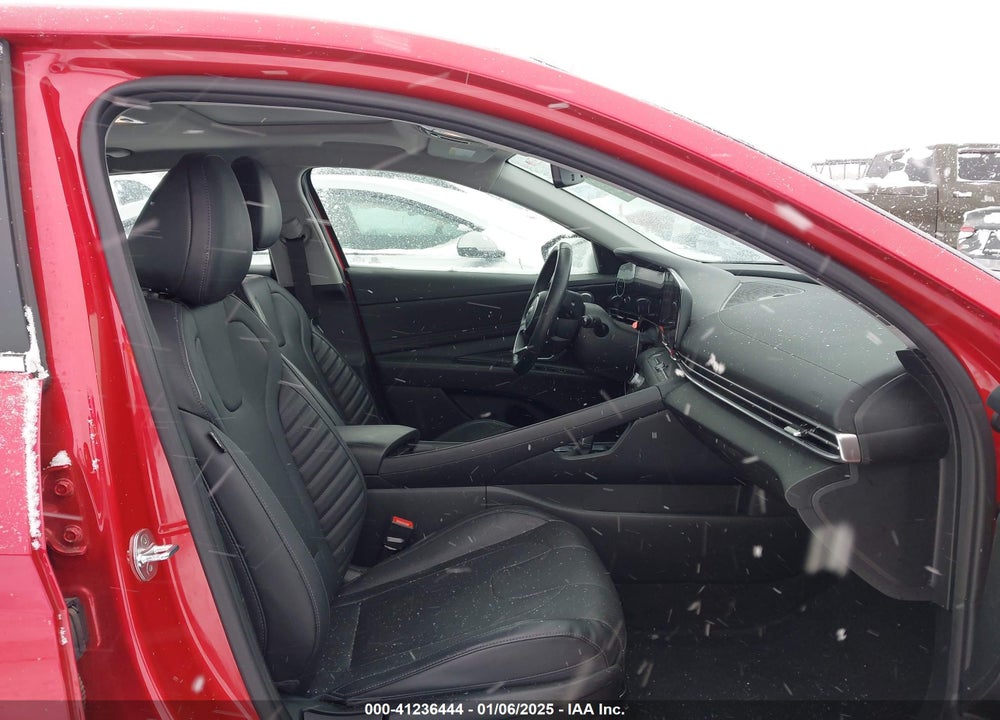 2023 HYUNDAI ELANTRA VIN: 5NPLP4AG9PH115561
