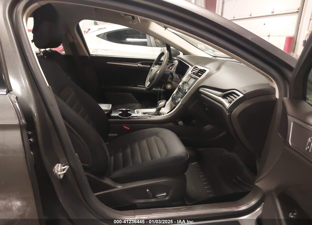 2015 FORD FUSION SE VIN: 3FA6P0HD0FR127973