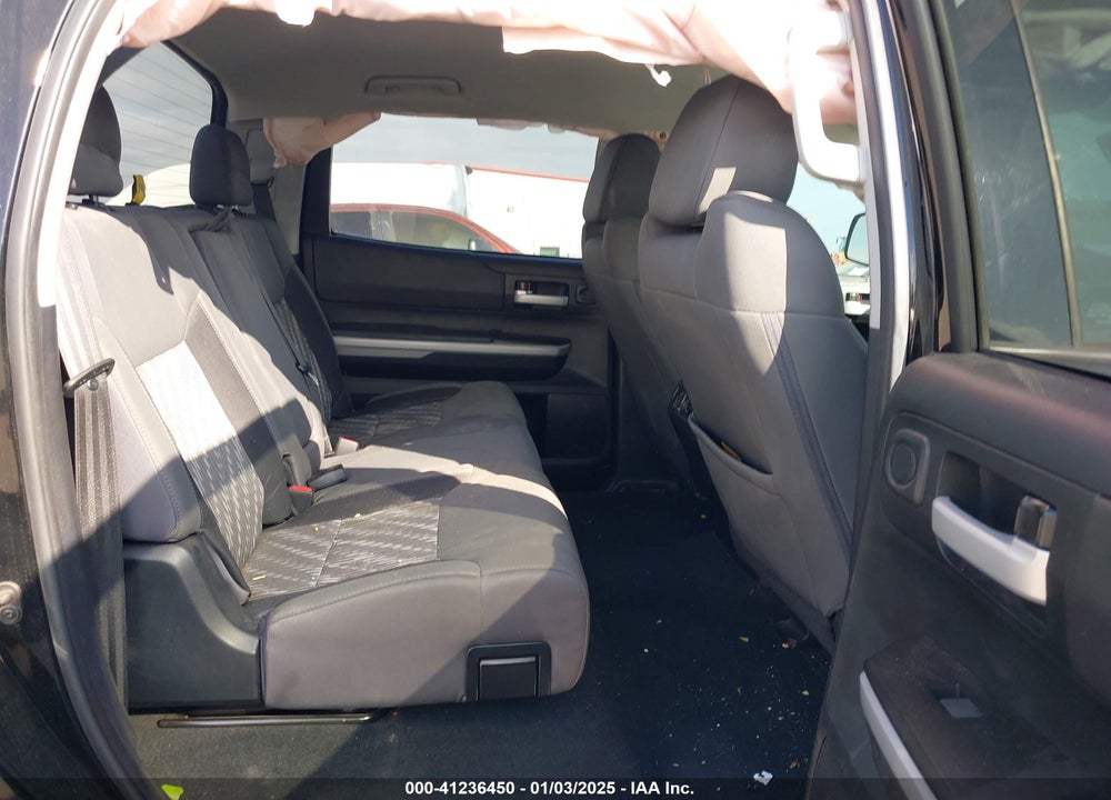 2018 TOYOTA TUNDRA VIN: 5TFEM5F11JX133544