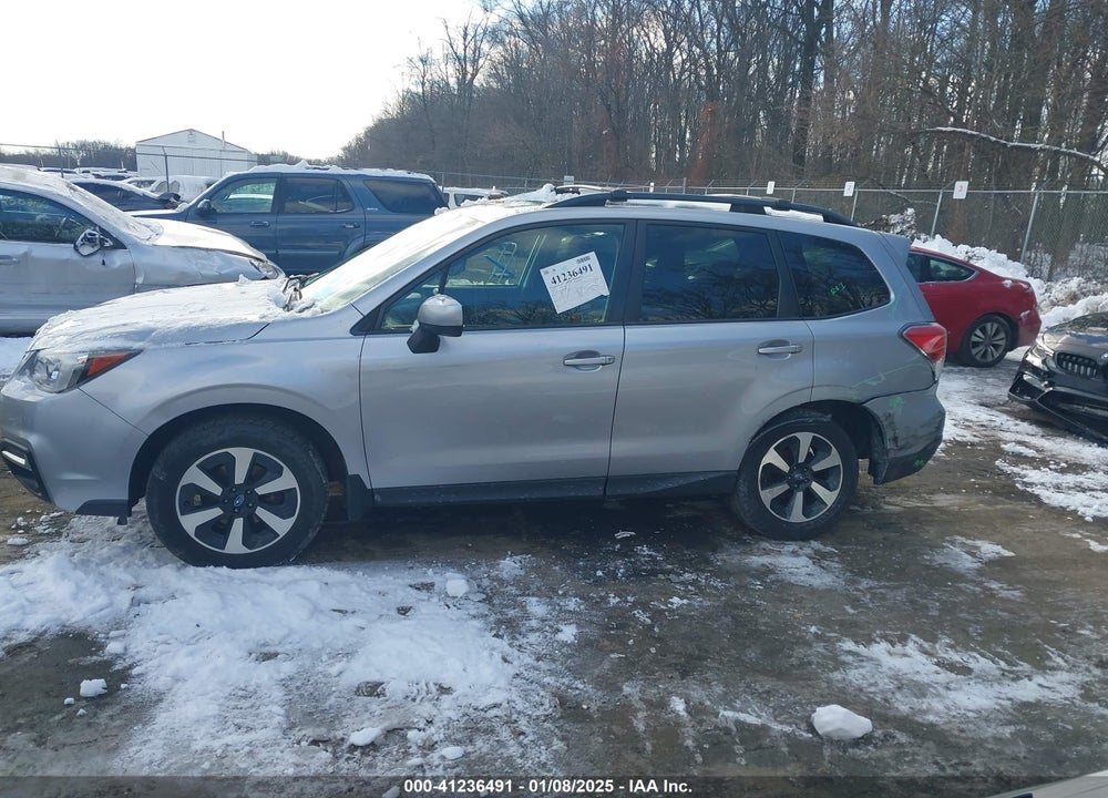 2017 SUBARU FORESTER 2.5I PREMIUM VIN: JF2SJAGC6HH566898