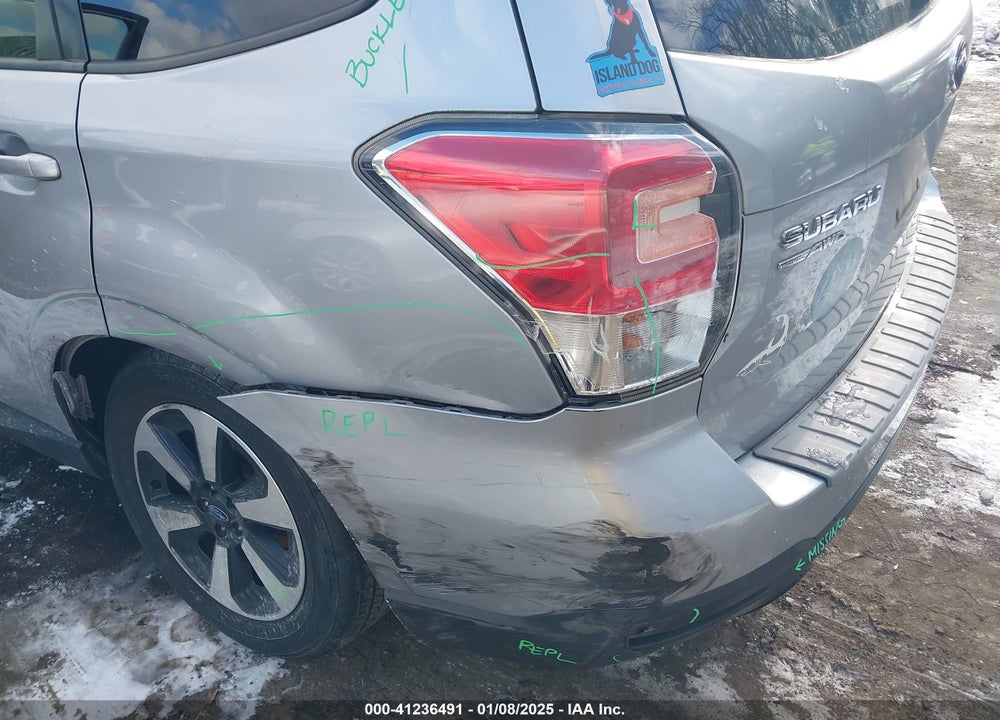 2017 SUBARU FORESTER 2.5I PREMIUM VIN: JF2SJAGC6HH566898