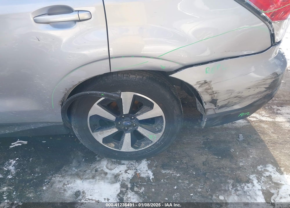 2017 SUBARU FORESTER 2.5I PREMIUM VIN: JF2SJAGC6HH566898
