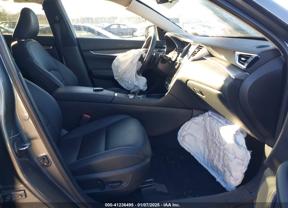 2019 INFINITI QX50 VIN: 3PCAJ5M38KF105196