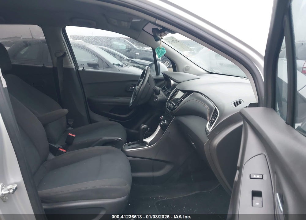 2018 CHEVROLET TRAX VIN: KL7CJKSB2JB715675