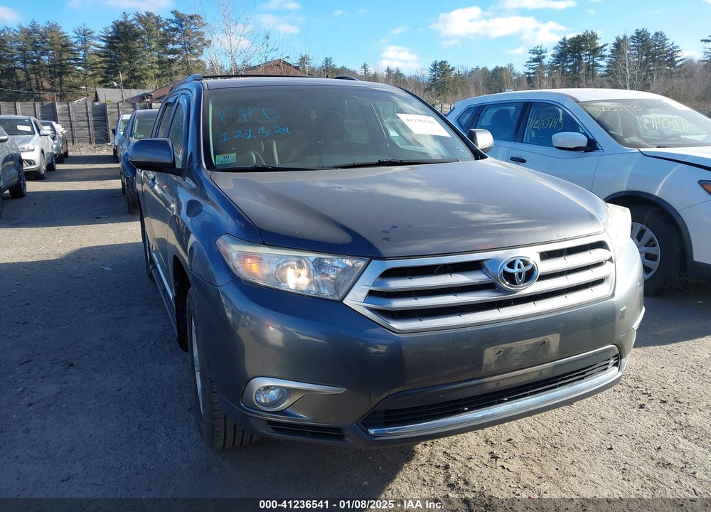 2013 TOYOTA HIGHLANDER SE V6 VIN: 5TDBK3EH8DS220492
