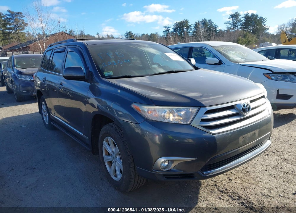 2013 TOYOTA HIGHLANDER SE V6 VIN: 5TDBK3EH8DS220492