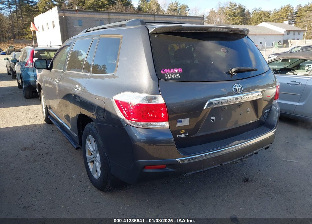 2013 TOYOTA HIGHLANDER SE V6 VIN: 5TDBK3EH8DS220492