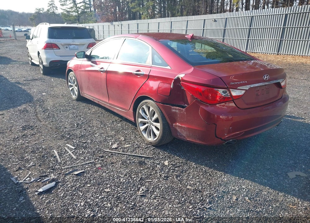 2013 HYUNDAI SONATA SE VIN: 5NPEC4AC7DH726413