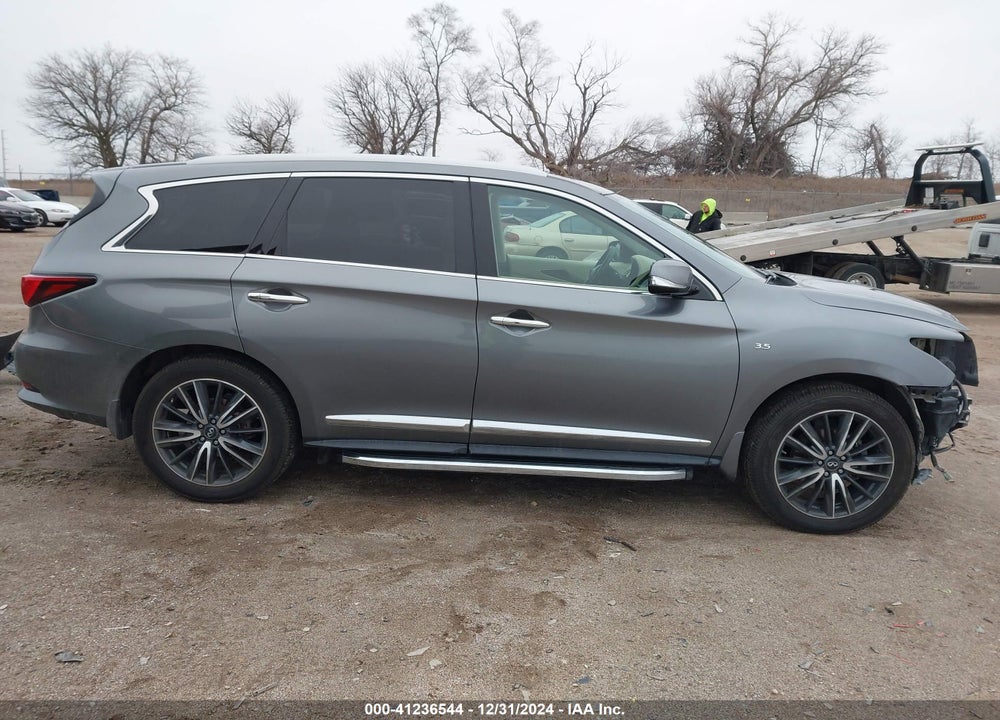 2018 INFINITI QX60 VIN: 5N1DL0MM1JC501755