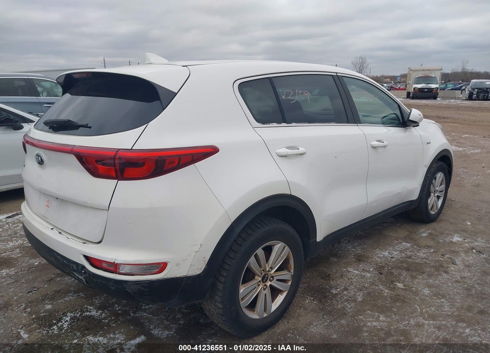2017 KIA SPORTAGE LX VIN: KNDPMCAC3H7123159