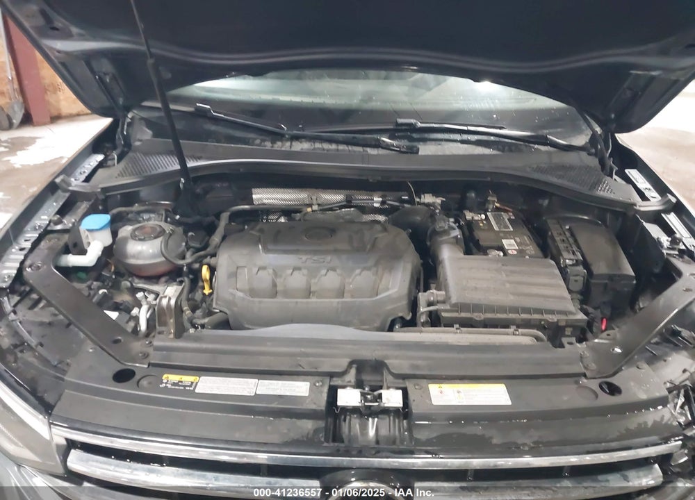 2022 VOLKSWAGEN TIGUAN VIN: 3VV2B7AXXNM019667